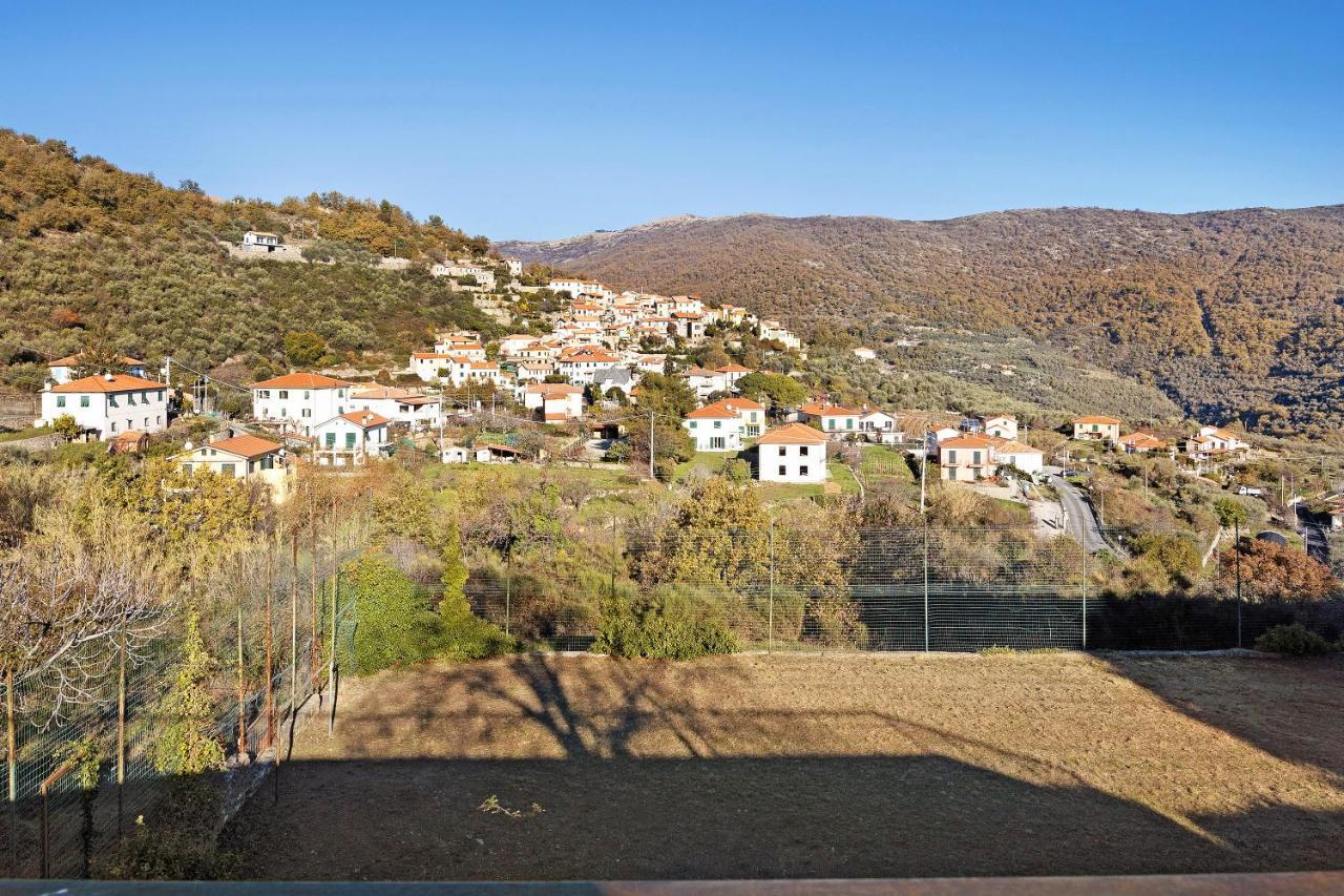 La Casa Nel Caruggio Apartamento Diano Arentino Exterior foto