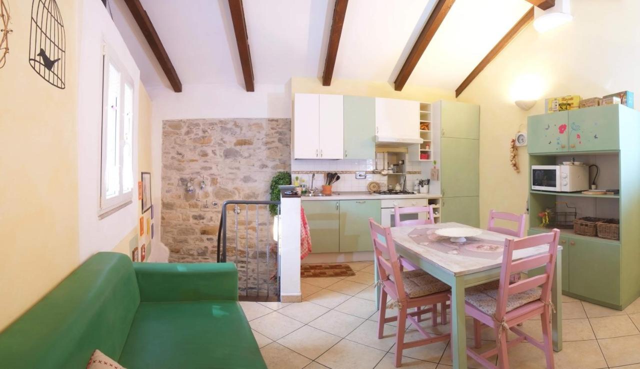 La Casa Nel Caruggio Apartamento Diano Arentino Exterior foto