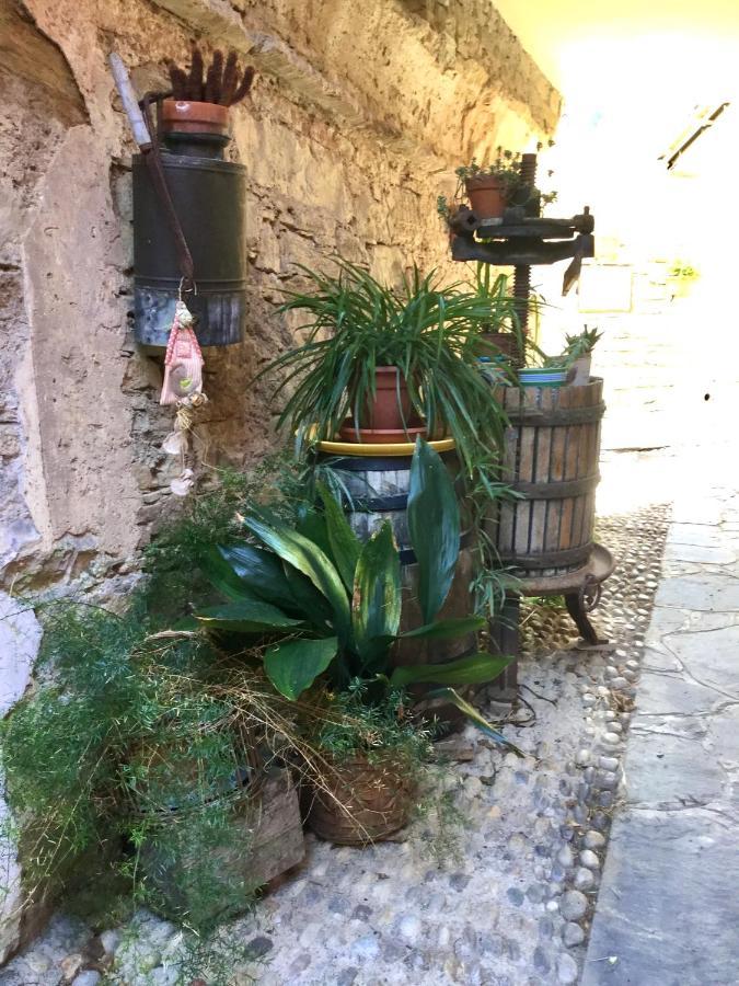 La Casa Nel Caruggio Apartamento Diano Arentino Exterior foto